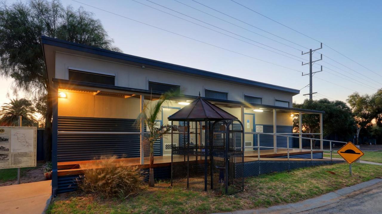 Lake Boga Caravan Park Exterior photo